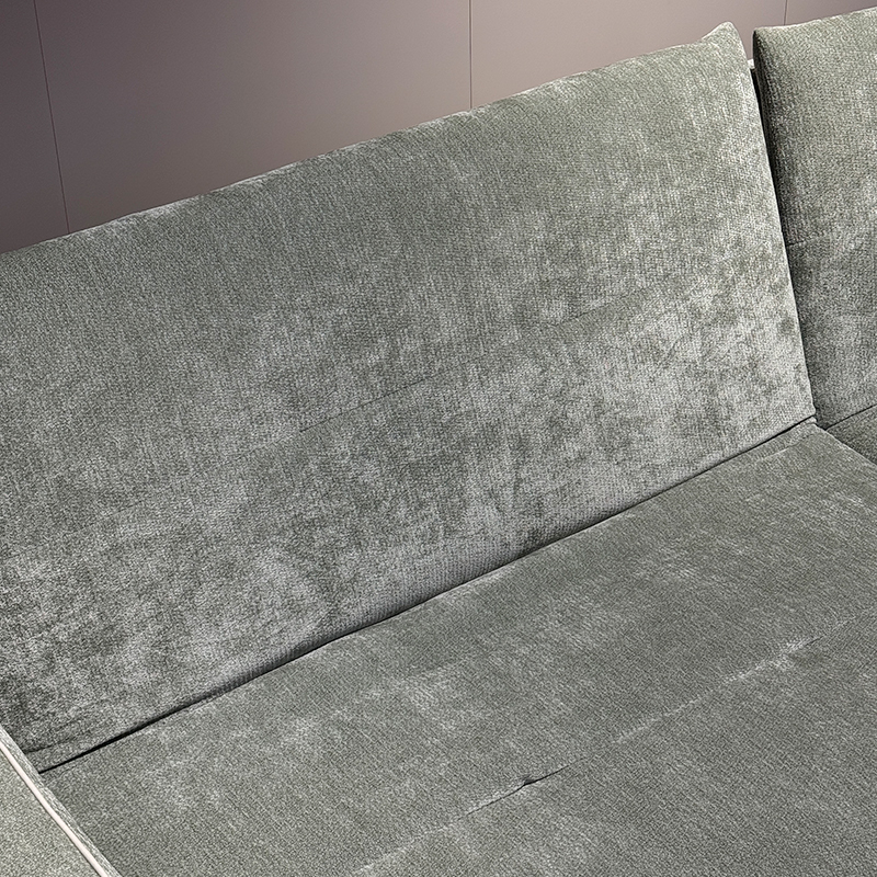 What factors affect the breathability of a flannel foldable sofa?